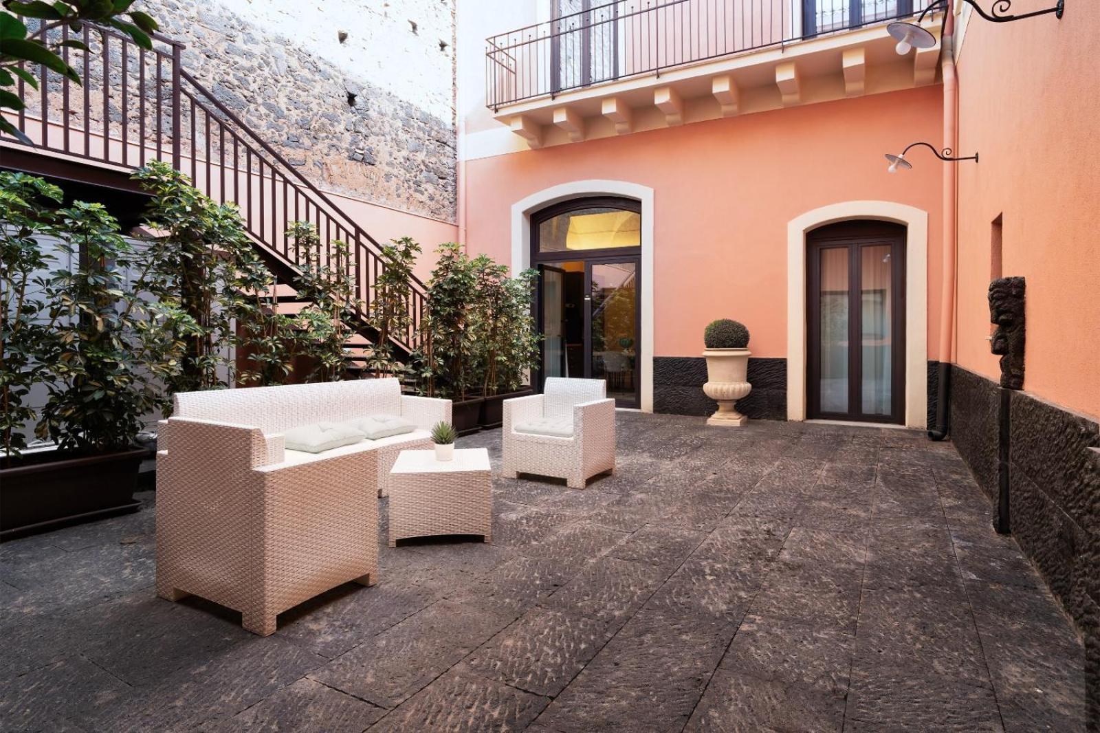 Archimedes Suites Catania Bagian luar foto